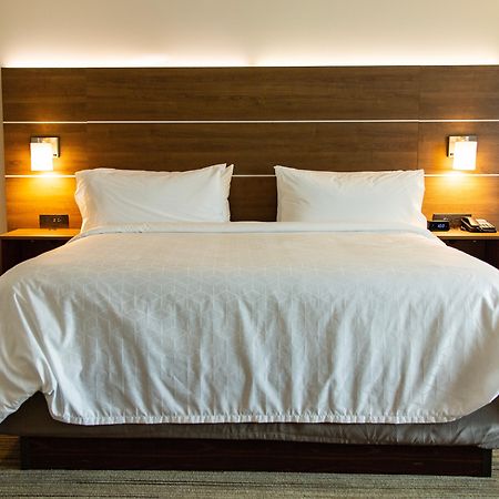 Holiday Inn Express & Suites Macon North By Ihg Εξωτερικό φωτογραφία