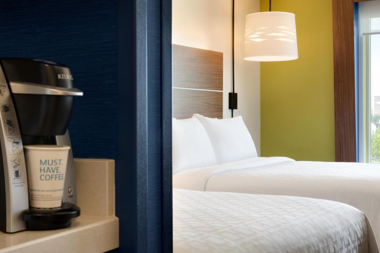 Holiday Inn Express & Suites Macon North By Ihg Εξωτερικό φωτογραφία
