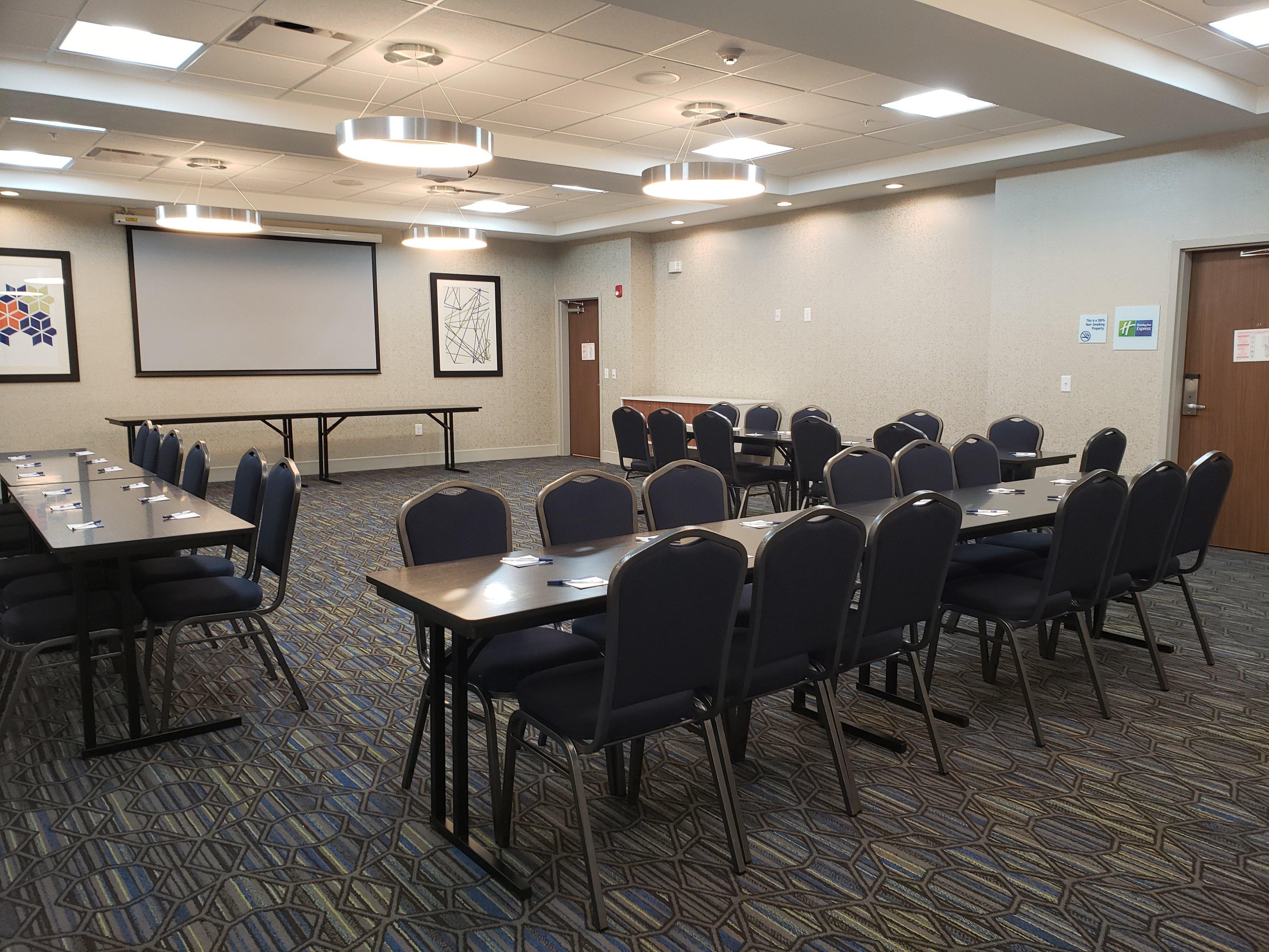 Holiday Inn Express & Suites Macon North By Ihg Εξωτερικό φωτογραφία