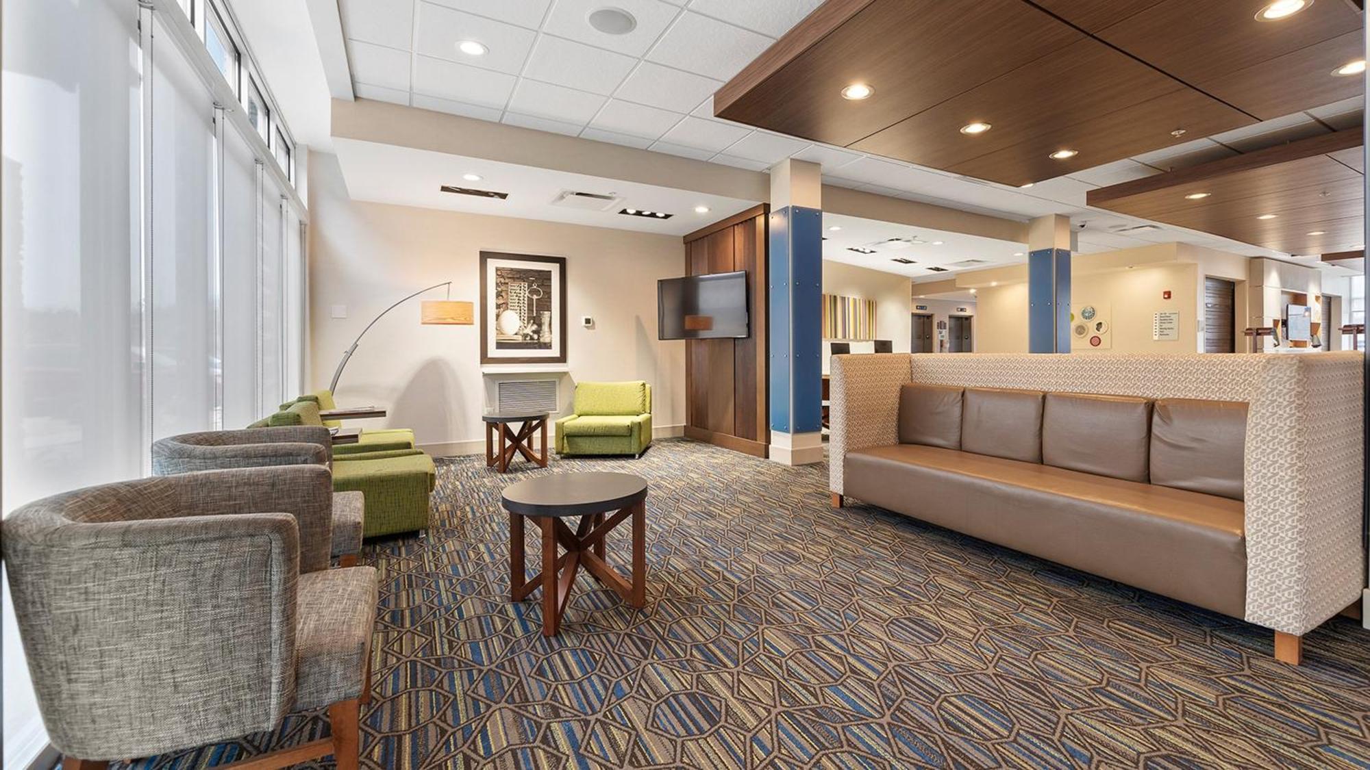 Holiday Inn Express & Suites Macon North By Ihg Εξωτερικό φωτογραφία