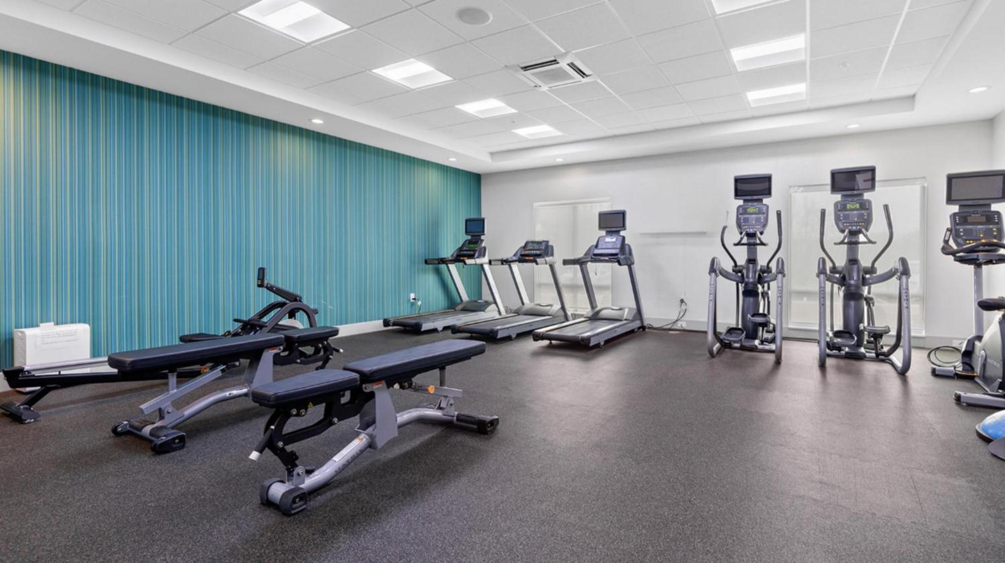 Holiday Inn Express & Suites Macon North By Ihg Εξωτερικό φωτογραφία