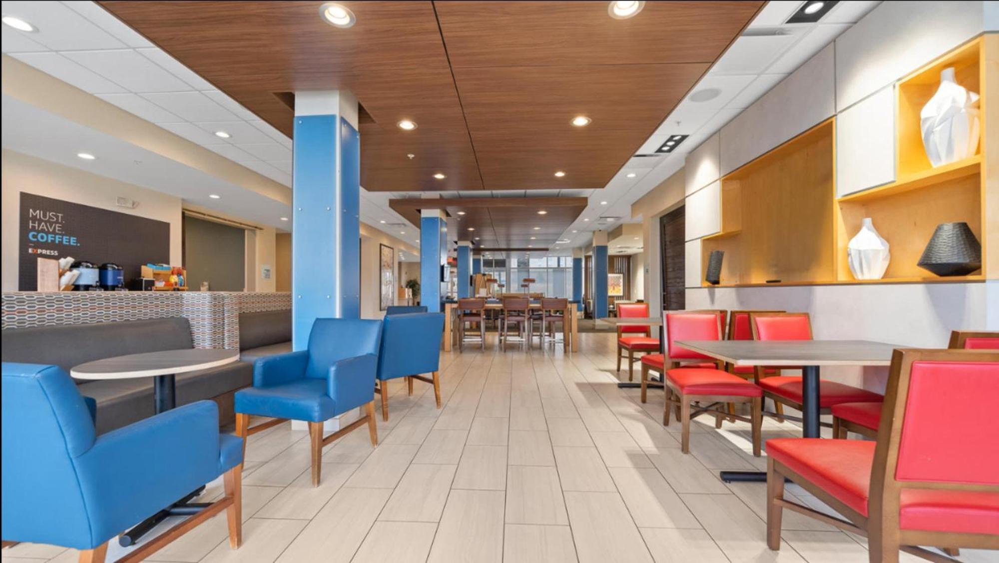 Holiday Inn Express & Suites Macon North By Ihg Εξωτερικό φωτογραφία