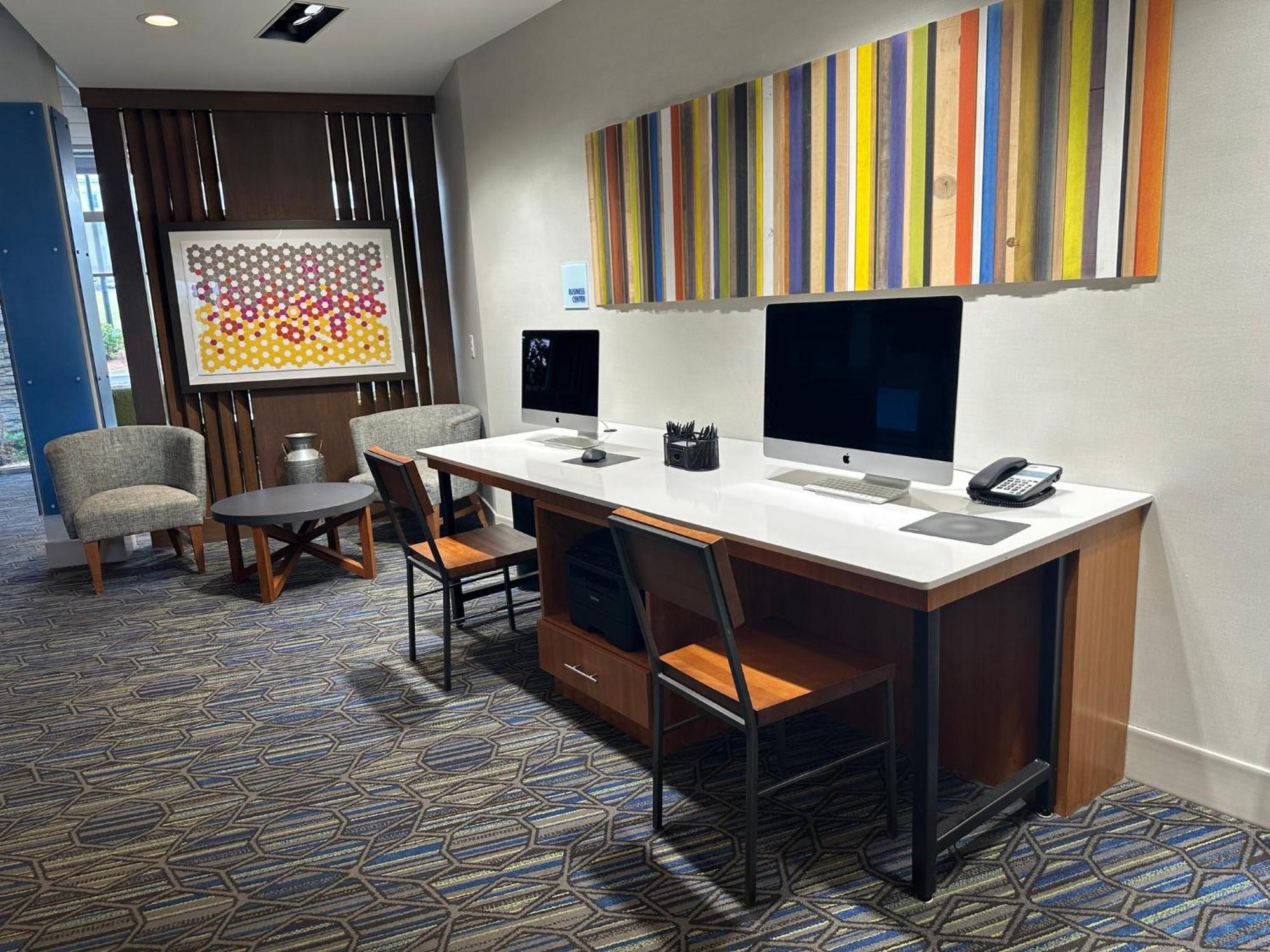 Holiday Inn Express & Suites Macon North By Ihg Εξωτερικό φωτογραφία