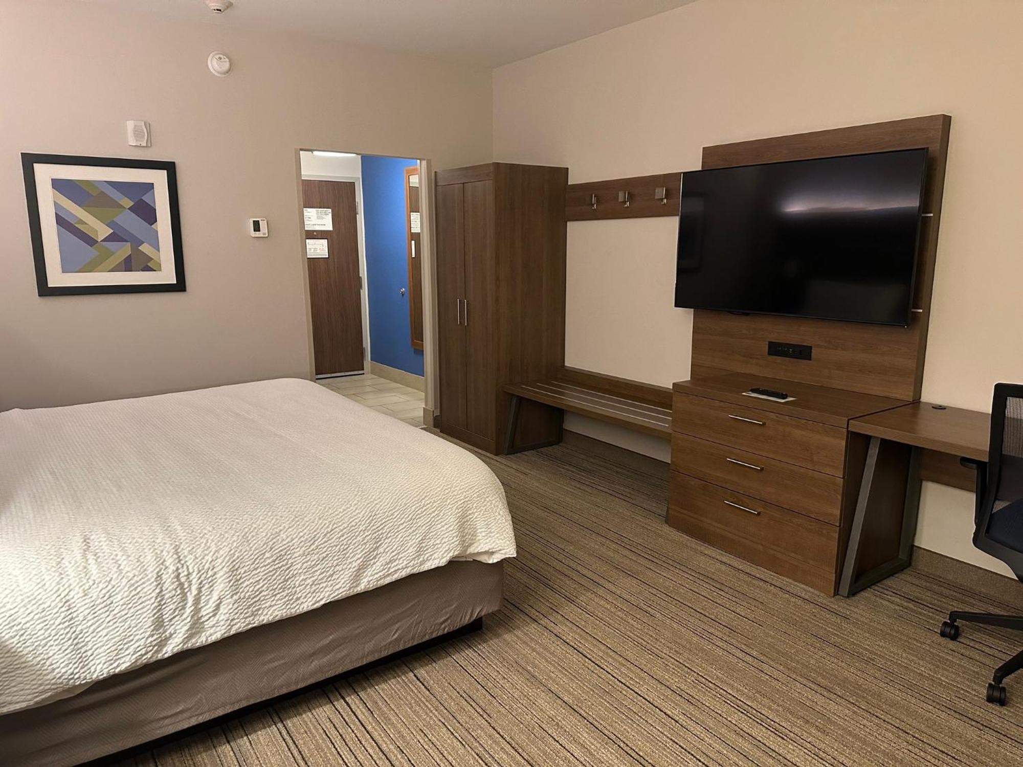 Holiday Inn Express & Suites Macon North By Ihg Εξωτερικό φωτογραφία